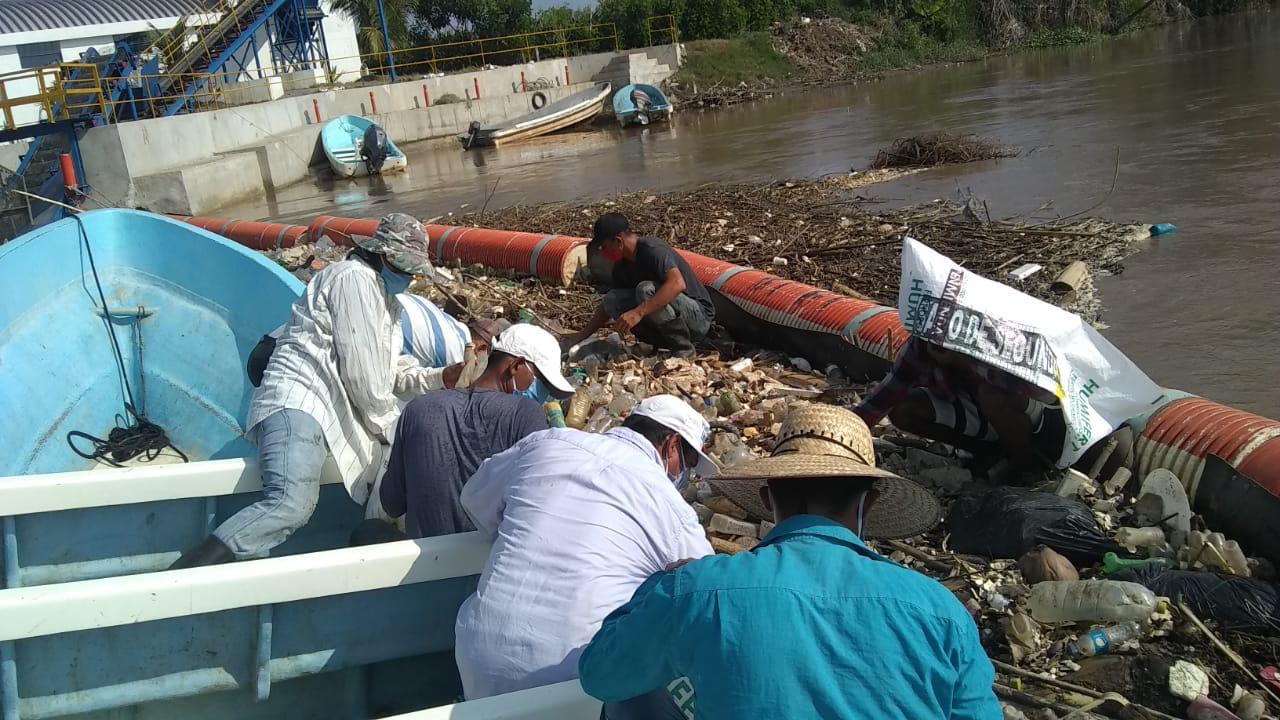 MARN recoge 20 toneladas de desechos del Río Motagua