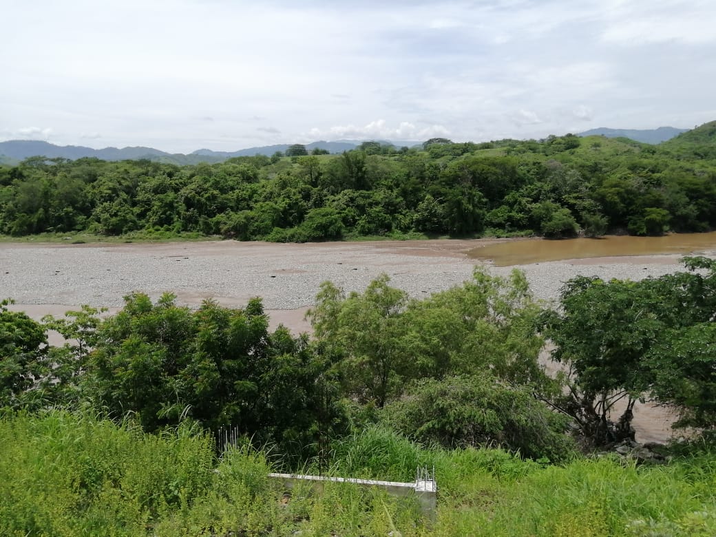 Segunda fase del invierno arrastraría más  desechos al Río Motagua