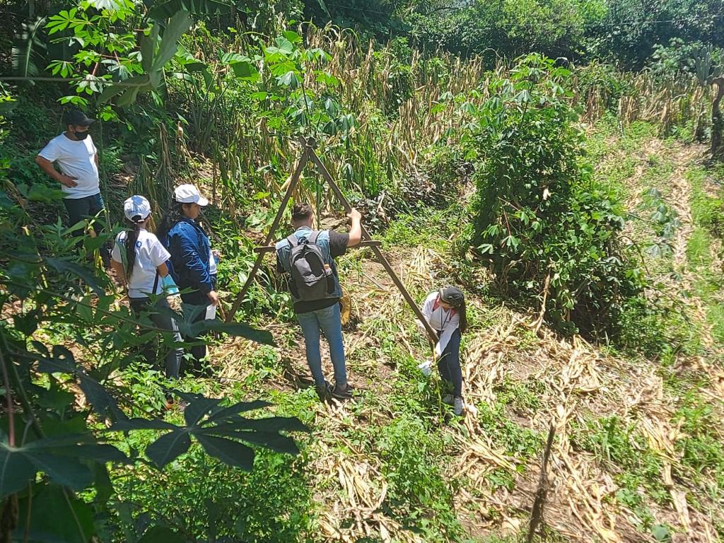 Líderes ambientales de El Progreso fortalecen sus conocimientos sobre conservación del suelo