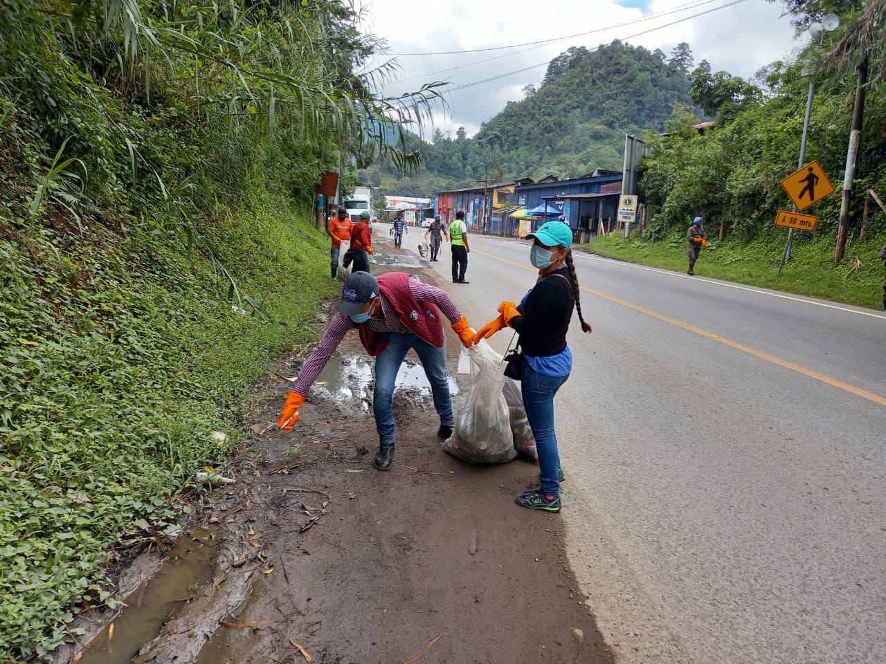 MARN continúa con las jornadas de limpieza en Alta Verapaz y Petén
