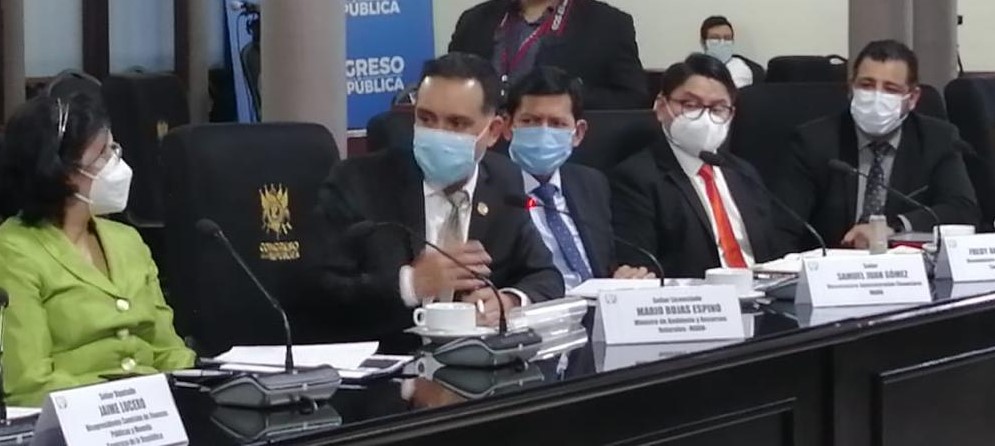 Ministro Mario Rojas expone ante el Congreso logros del MARN y solicita aumento de presupuesto