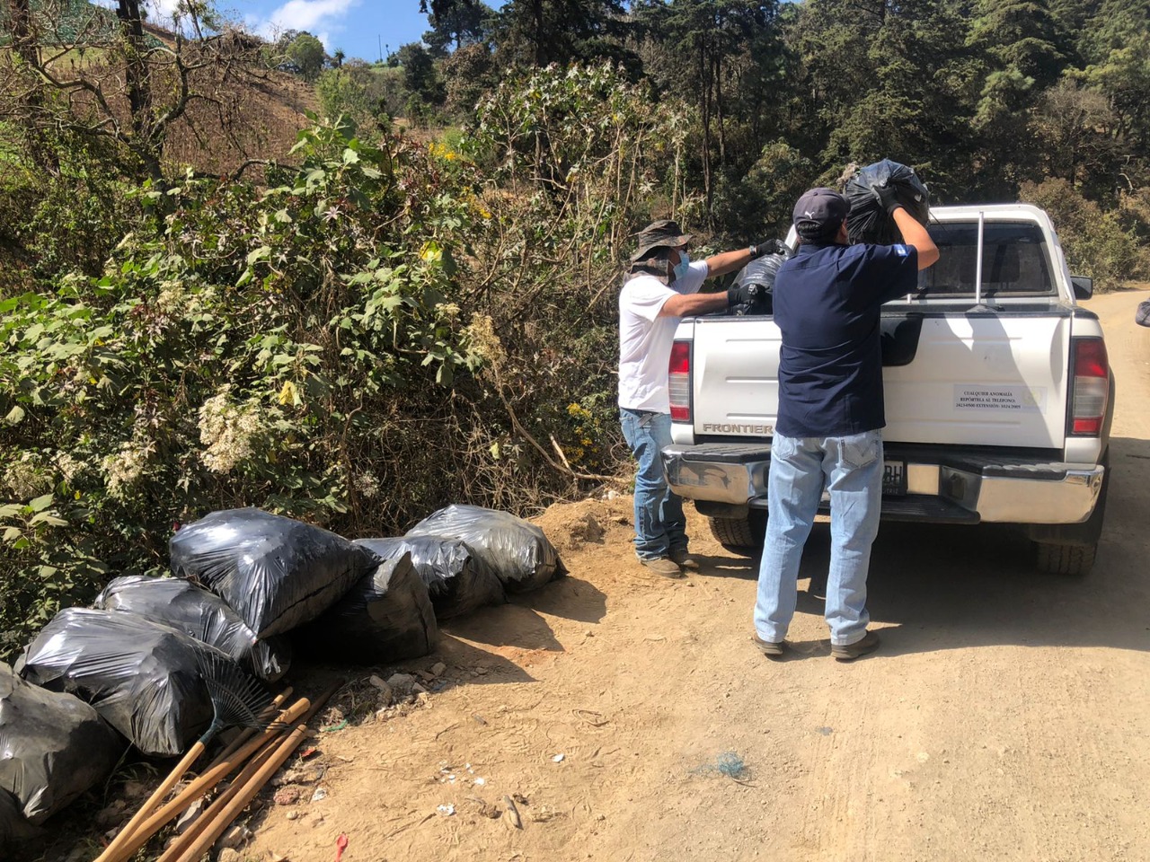 Jornada de limpieza protege la cuenca media del río Motagua