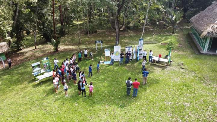 Celebran el día del agua en Sayaxché, Petén