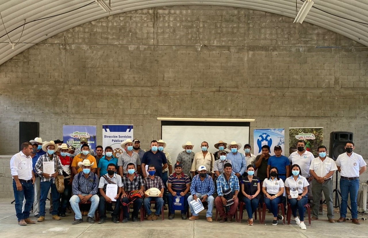 Comités de agua de Baja Verapaz fortalecen conocimientos con programa técnico del MARN