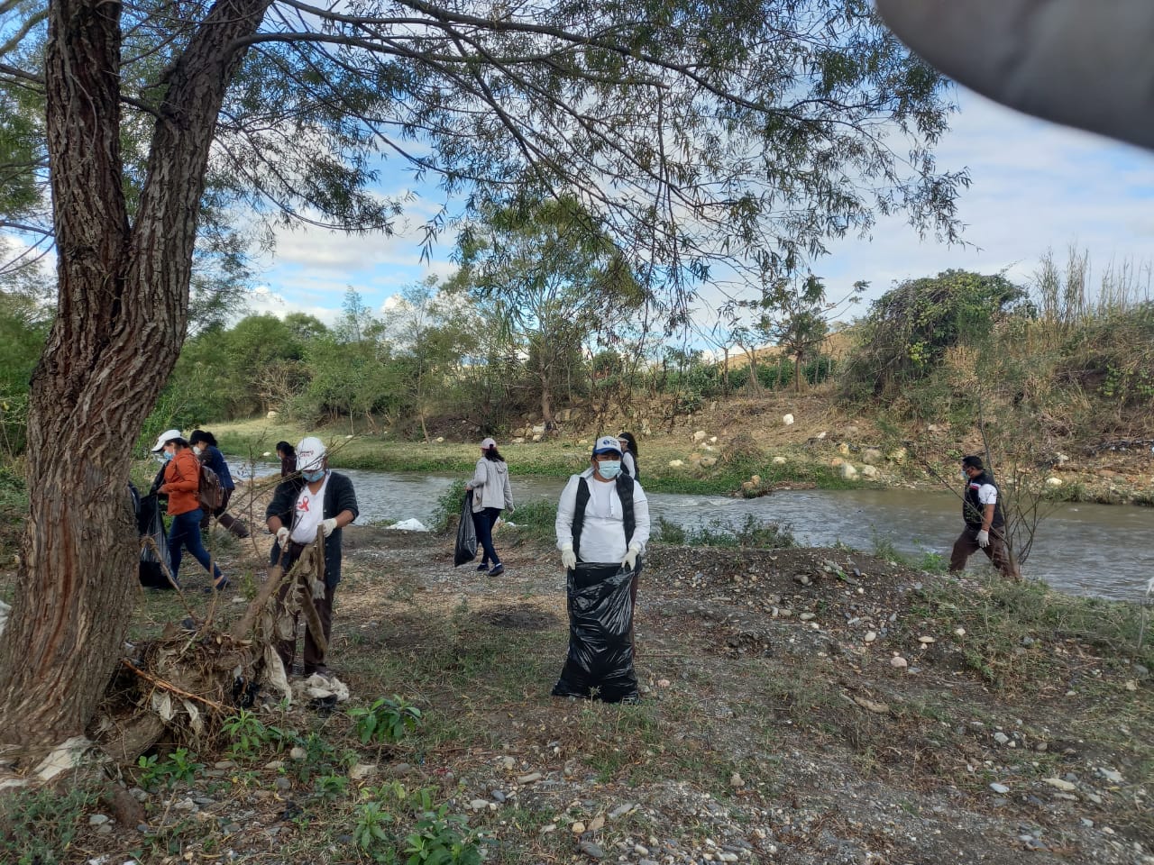 Eliminan contaminación de la cuenca del río San Jerónimo