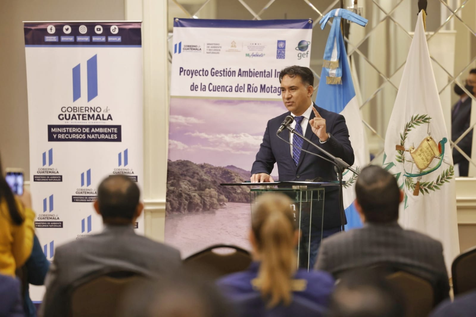 Ministro Mario Rojas inaugura semana de actividades por la conservación del agua