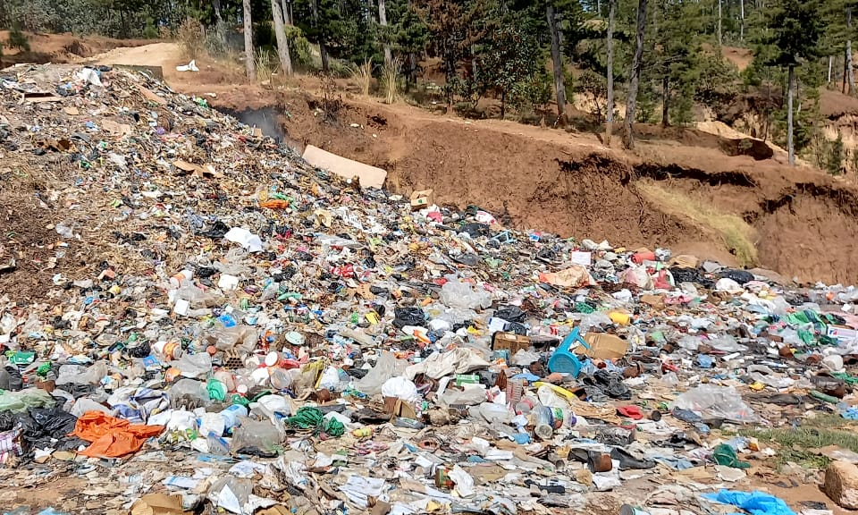 MARN denuncia mal manejo de residuos en vertedero de Quetzaltenango