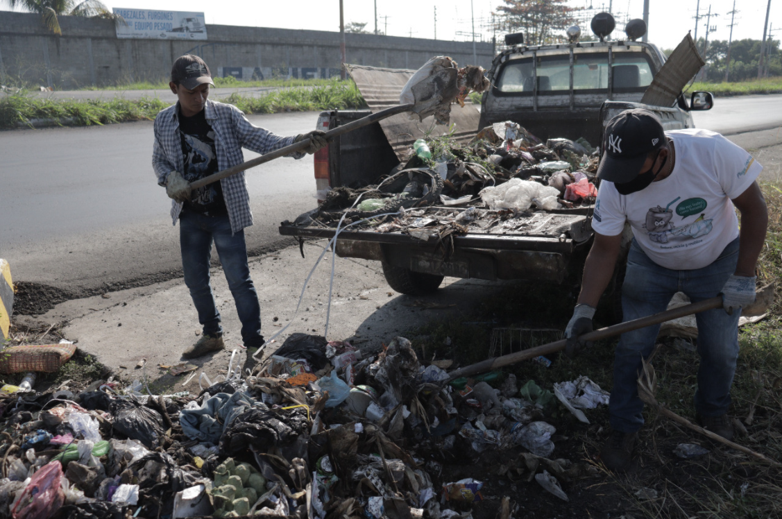 Eliminan vertedero ilegal en Santa Lucía Cotzumalguapa