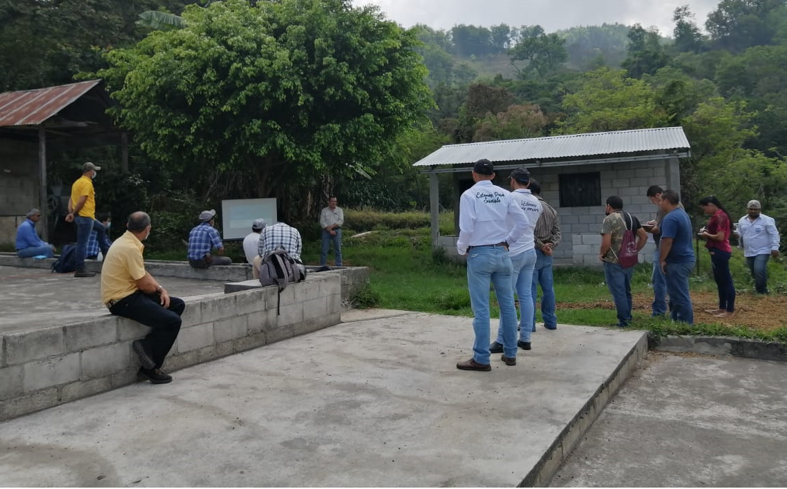 Delegaciones del MARN avanzan con la educación ambiental