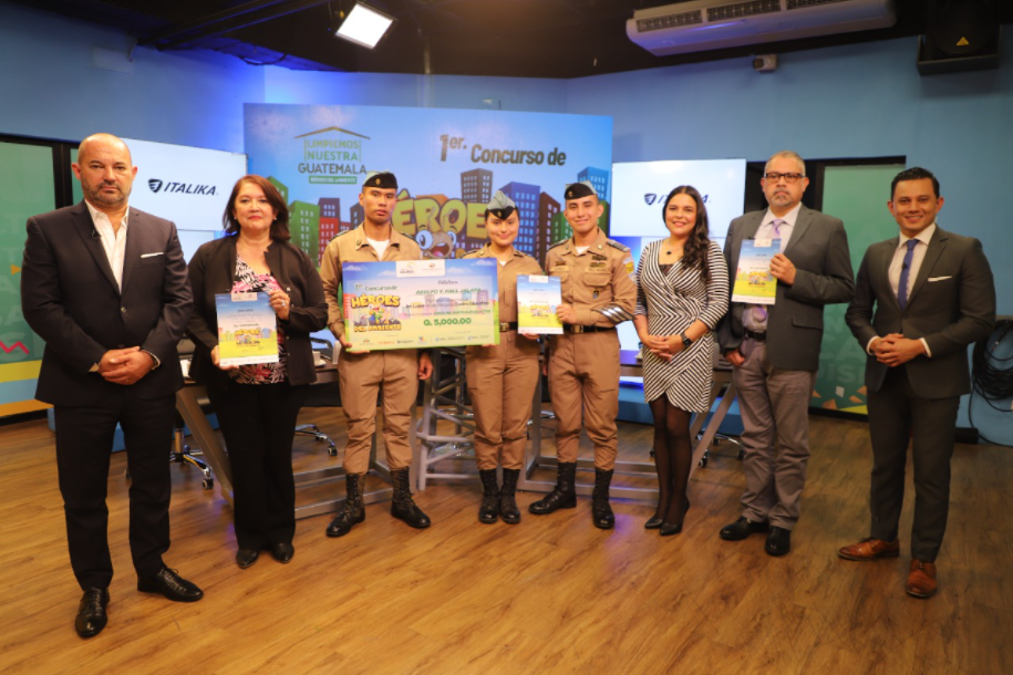 Reconocen a jóvenes guatemaltecos como “Héroes del Ambiente”