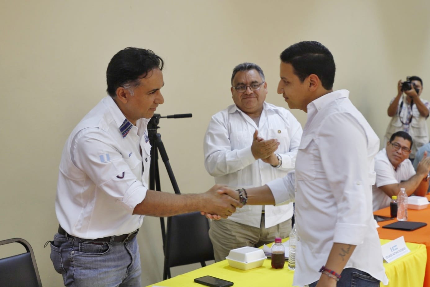 Ministros de Ambiente de Guatemala y Honduras acuerdan trabajar en equipo para el saneamiento del río Motagua