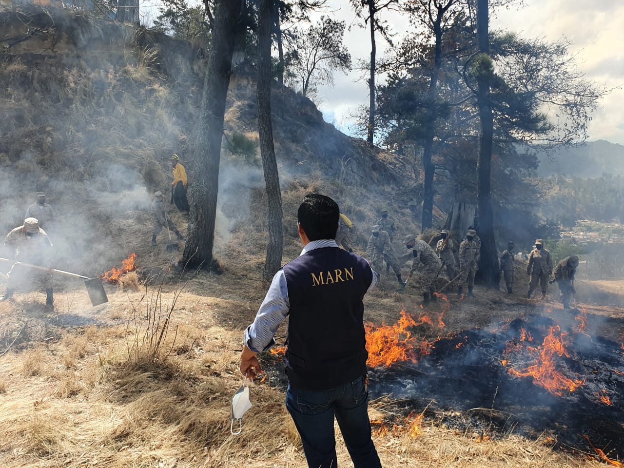 Reservas Militares de Totonicapán capacitadas para combatir incendios forestales