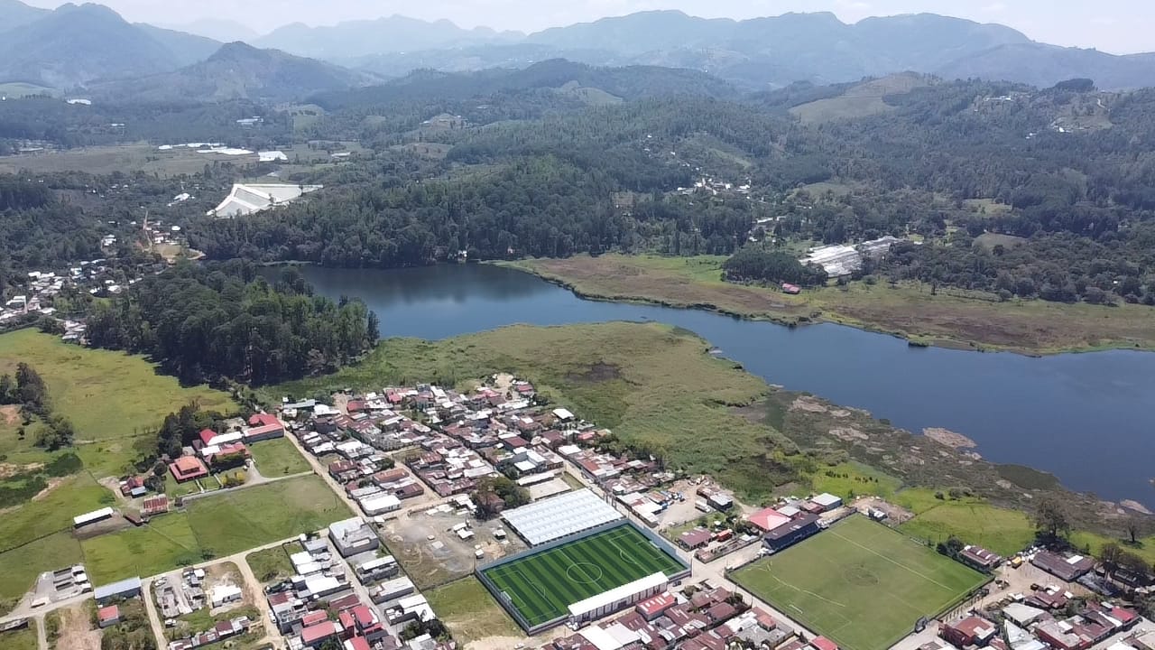 Coordinación del MARN es clave en el saneamiento de la Laguna Chichoj