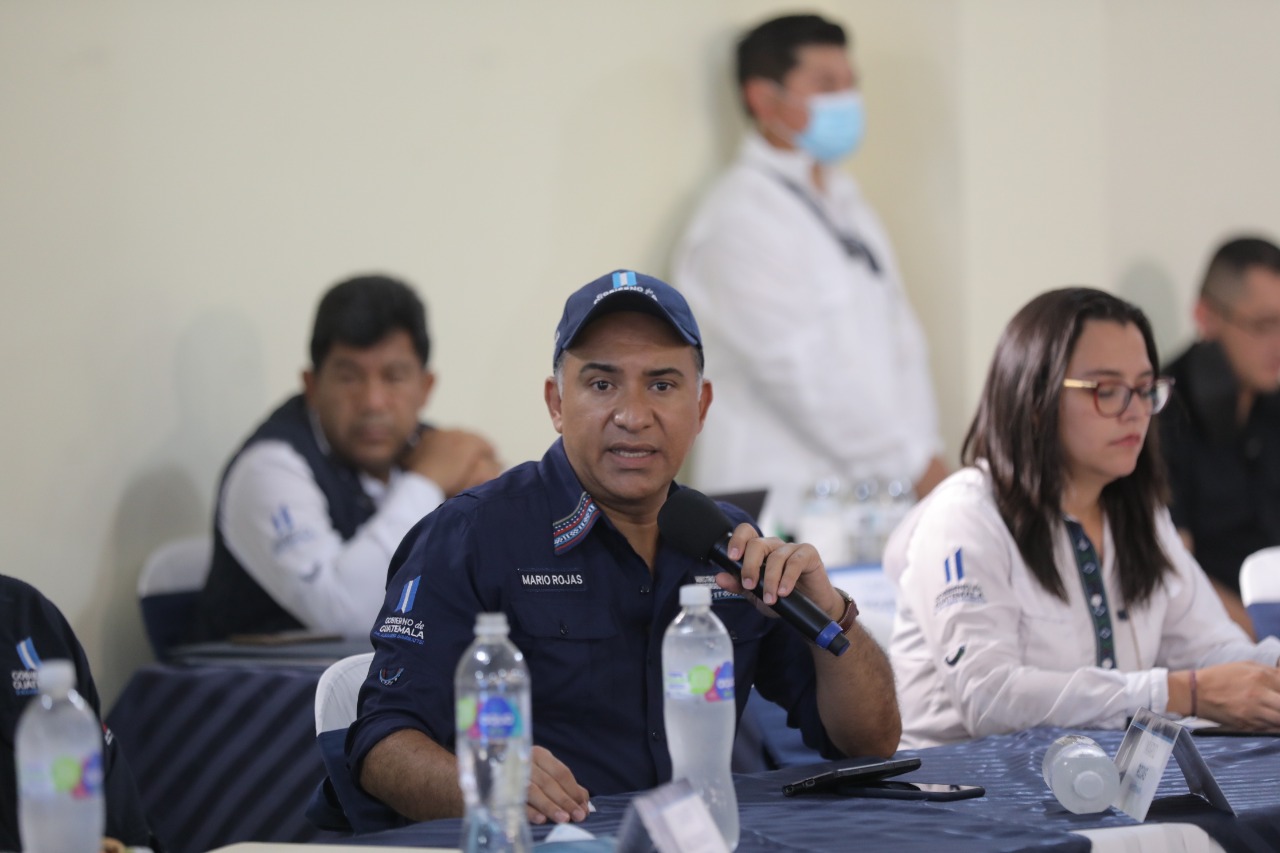 Ministro Mario Rojas y presidente Giammattei concluyen con éxito giran nacional del Reglamento 164-2021