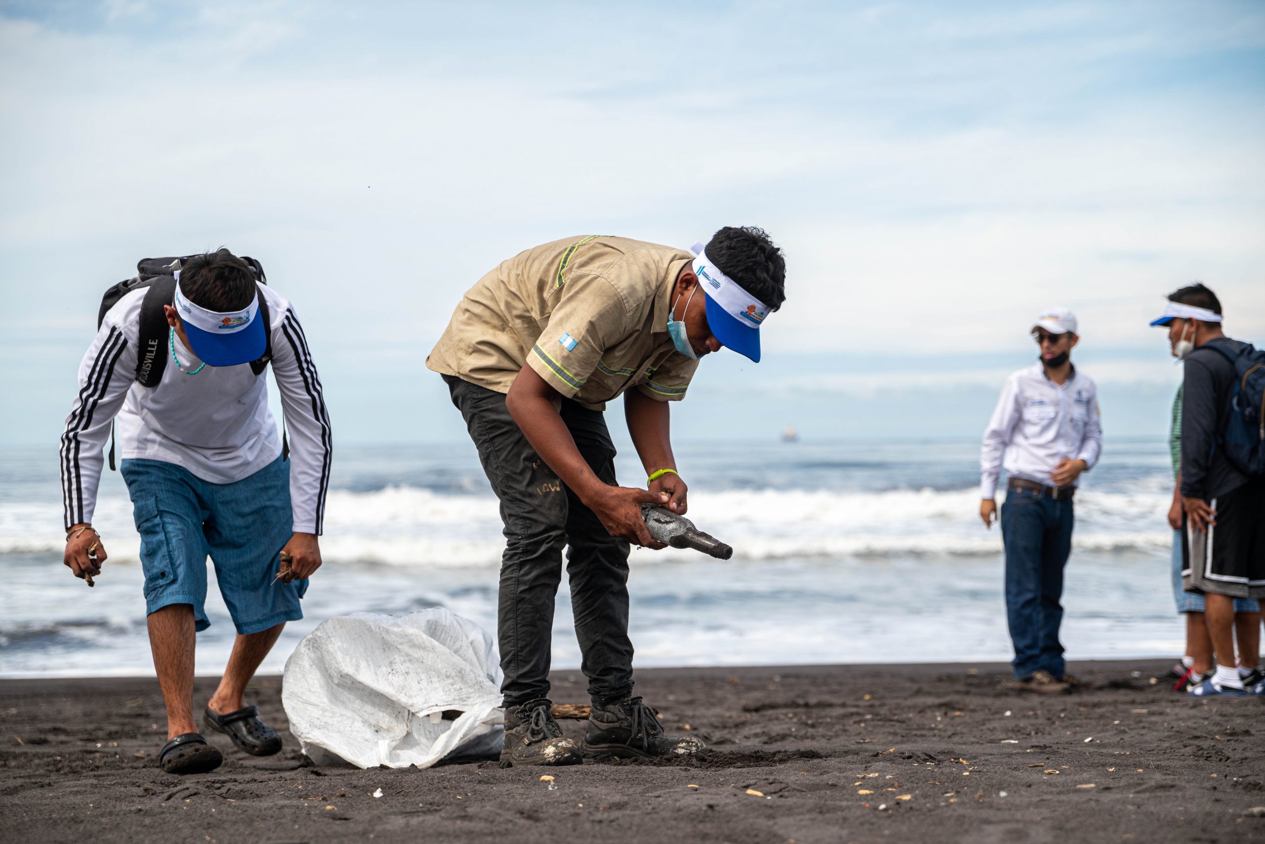 Escuintla protege los recursos naturales con el #RetoMARN