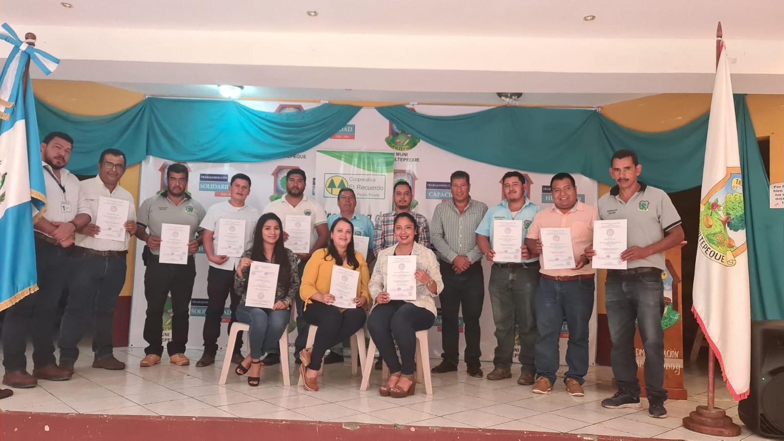 Personal municipal de Jutiapa es certificado en gestión ambiental