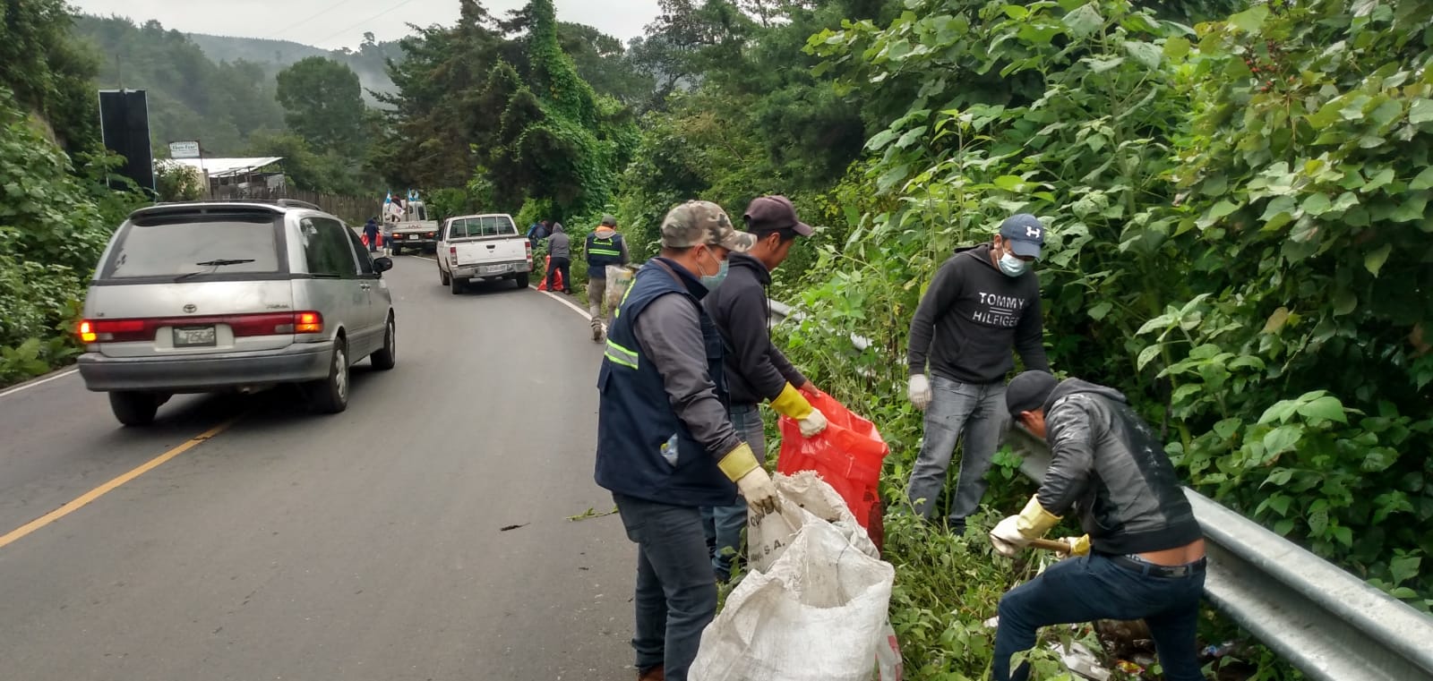 Saneamiento ambiental en Patzún es parte de “Hacé tu parte, no más basura”