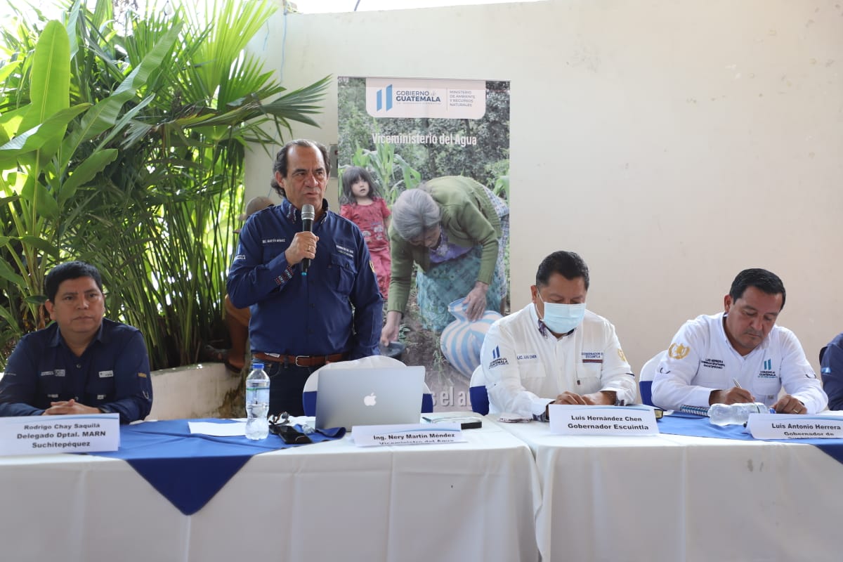 MARN conforma la Mesa Técnica de la cuenca del Río Madre Vieja