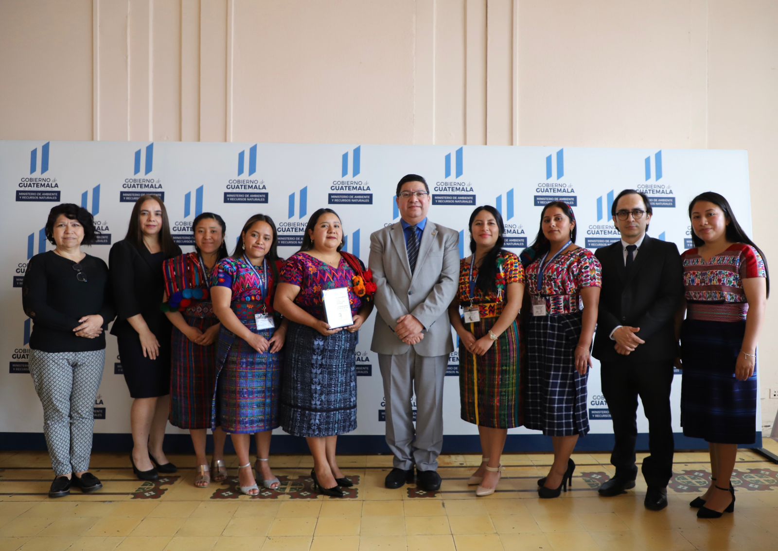 <strong>Organización de mujeres de Chimaltenango es reconocida por el MARN</strong>