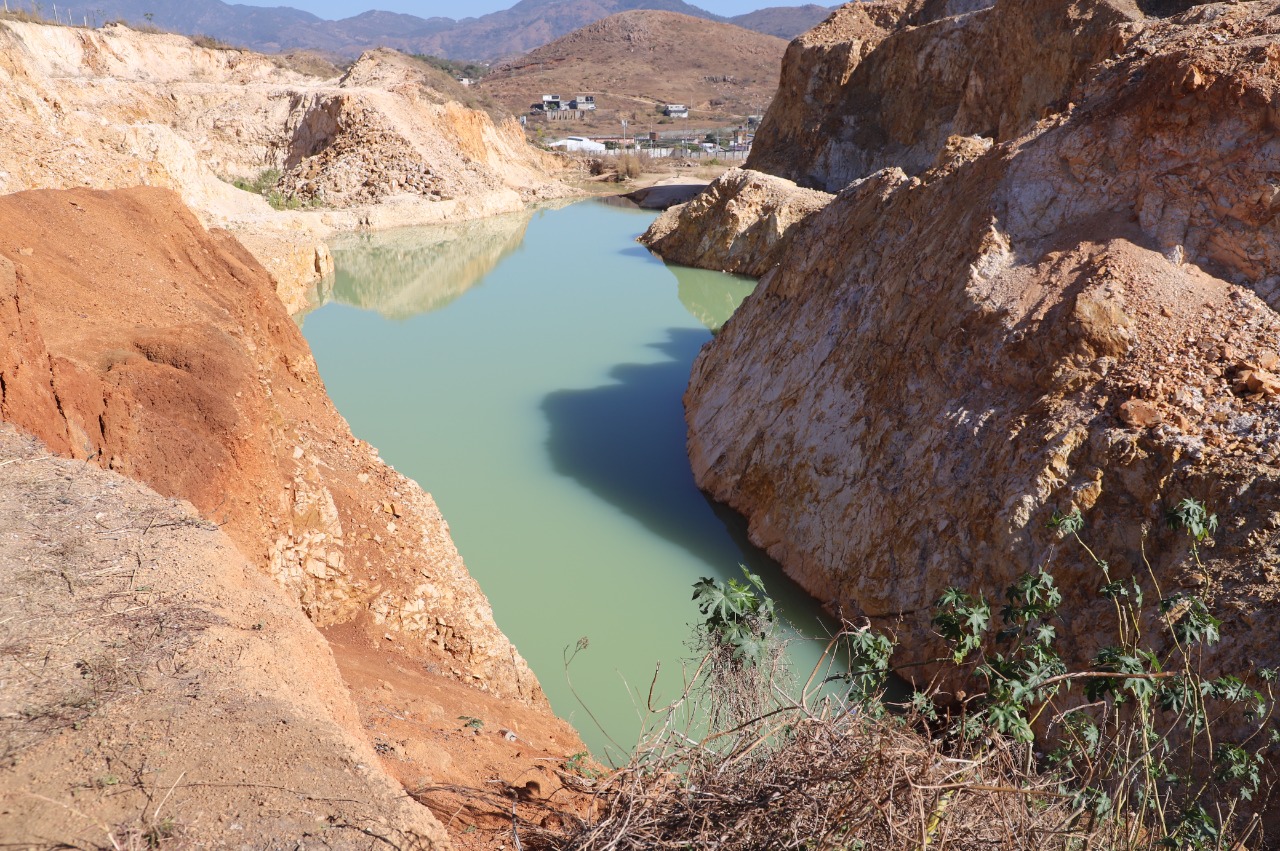 <strong>Viceministro del Agua coordina muestreo en la laguna que se formó en Jutiapa</strong>