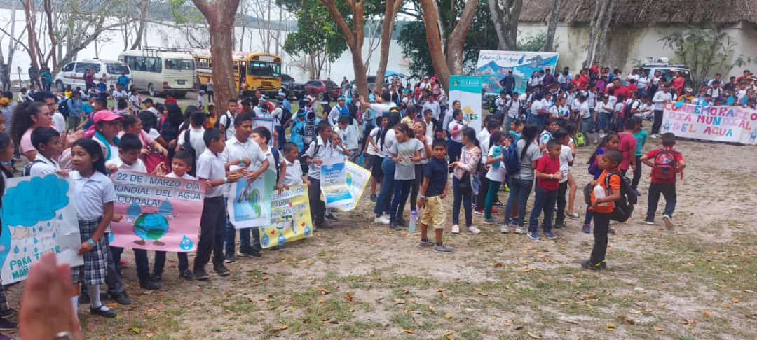 <strong>Educación ambiental del MARN para celebrar el Día Mundial del Agua</strong>