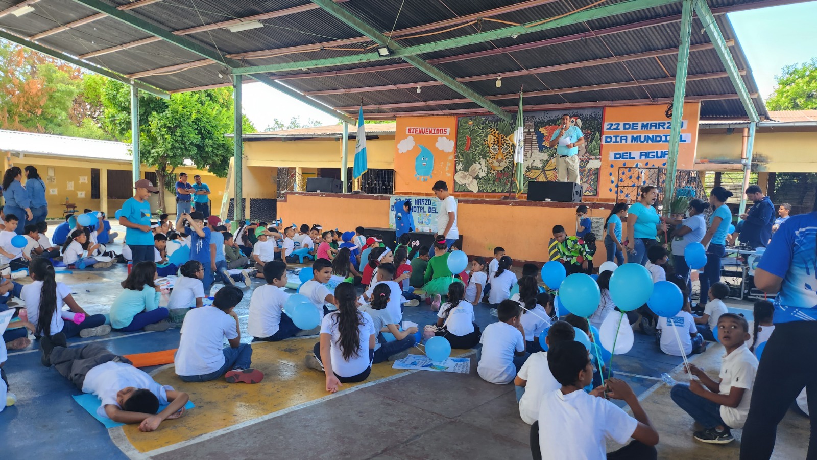 <strong>Celebran con estudiantes de El Progreso el día del agua y de los bosques</strong>