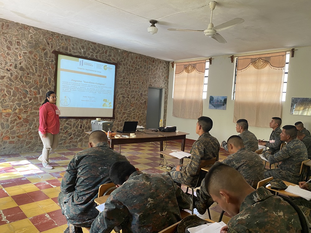<strong>Reservistas militares de Zacapa son capacitados por el MARN</strong>