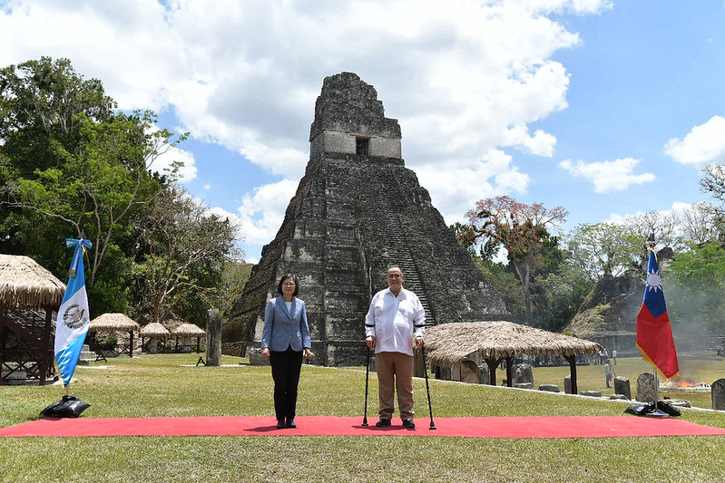 Presidenta de la República China (Taiwán), de visita oficial en Guatemala, recorre Tikal, Patrimonio Cultural de la Humanidad