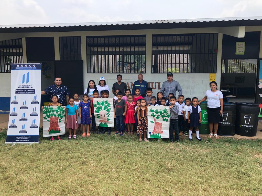 MARN capacita a 470 estudiantes de La Libertad, Petén sobre el Reglamento 164 y en prevención de incendios forestales