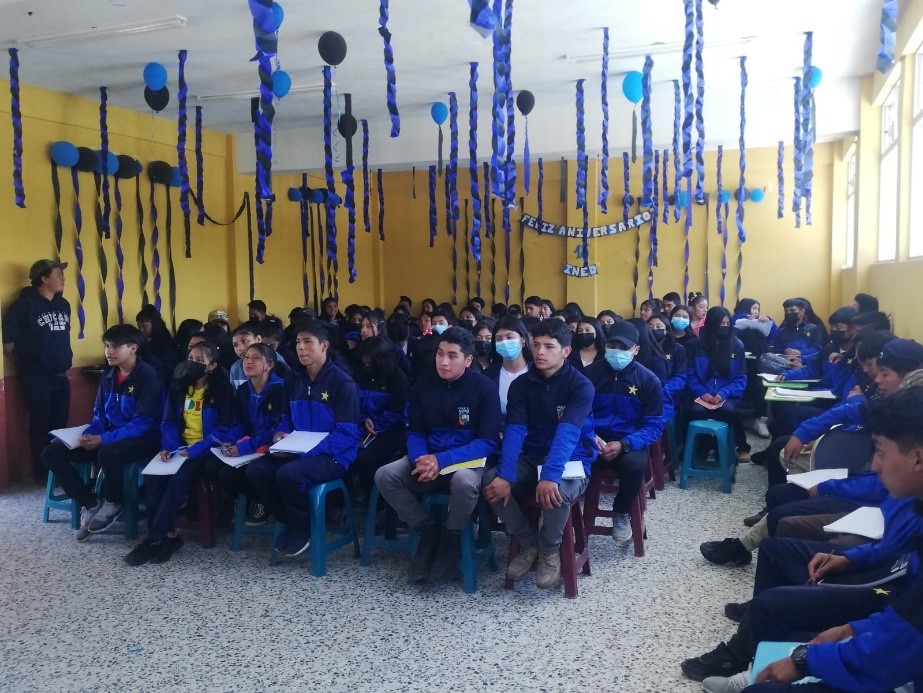 Alumnos de Santa Lucía Utatlán aprende de cambio climático