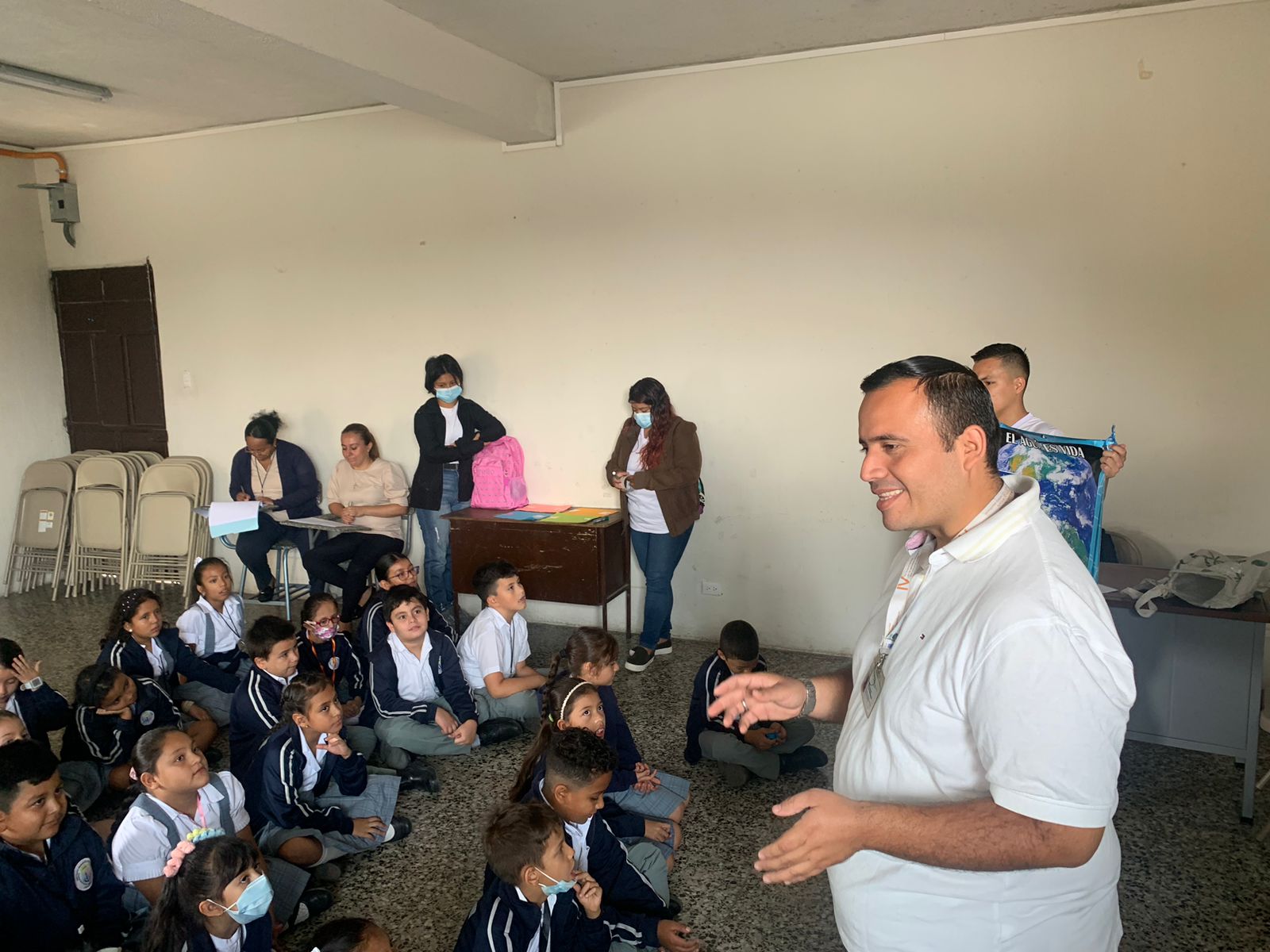 Educación ambiental a niños de Jalapa para conservar el medioambiente