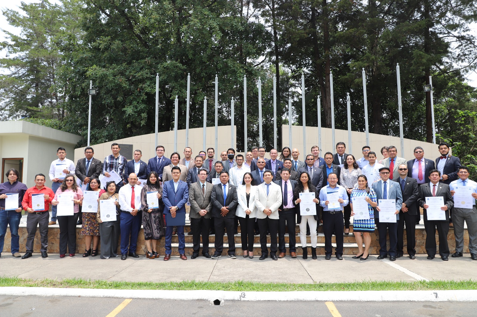 Profesionales del Colegio de Ingenieros de Guatemala son certificados por el MARN en temas ambientales