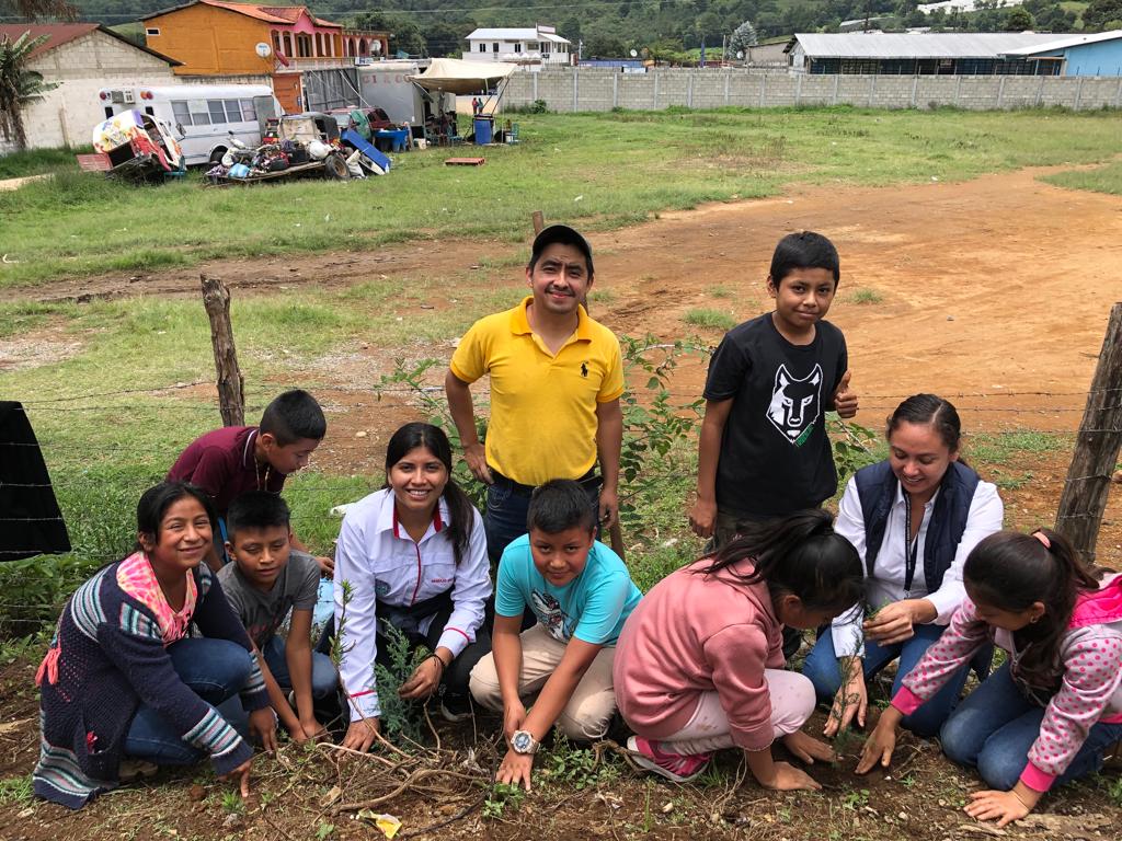 Delegación de Baja Verapaz refuerza educación ambiental de estudiantes