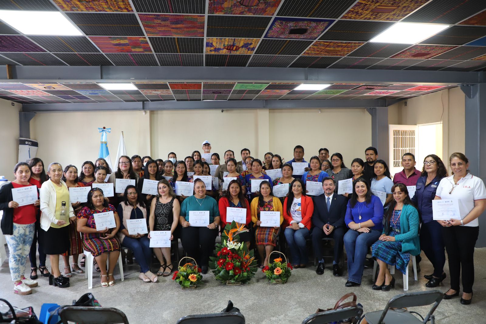 51 MAESTROS CULMINAN DIPLOMADO EN EDUCACION AMBIENTAL CON ENFASIS EN GESTION INTEGRAL DE RESIDUOS Y DESECHOS SOLIDOS